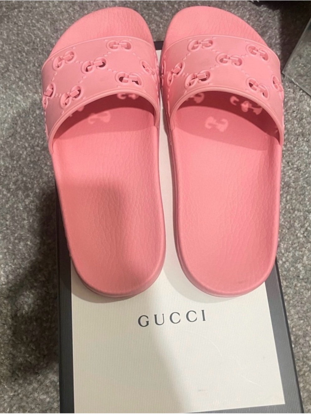 Gucci Women’s Pink Interlocking-G Pool Slide size 37